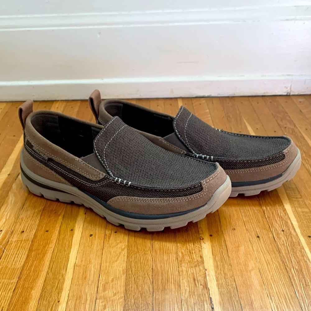 Men’s Skechers relaxed fit memory foam shoes
